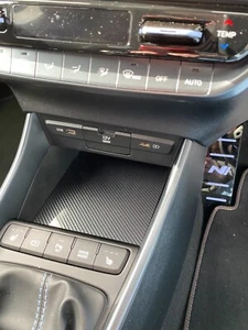 Hyuinda i20 i20N - Deluxe Carbon Fibre Effect Dash Insert Plate - Picture 1 of 3