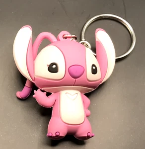 PORTE CLE KEYCHAIN DISNEY DISNEYLAND PARIS STICH LA COPINE ROSE - Imagen 1 de 2