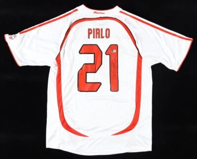 Camiseta de fútbol final firmada por Andrea Pirlo AC Milan UCL #21 con Beckett Witness XL Foto 1 de 3