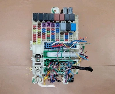 Honda Fit 2009 2010 2011 1,5 L interior cabina caja de fusibles relé caja de fusibles OEM TK6-A010 Foto 1 de 4