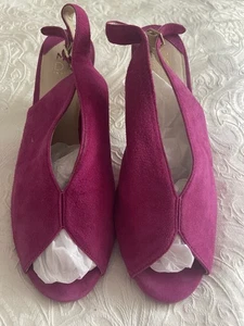 MODE in PELLE Magenta Shoes Size 6 / 39 - Picture 1 of 3