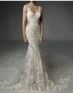 elysee wedding dress - Picture 1 of 8