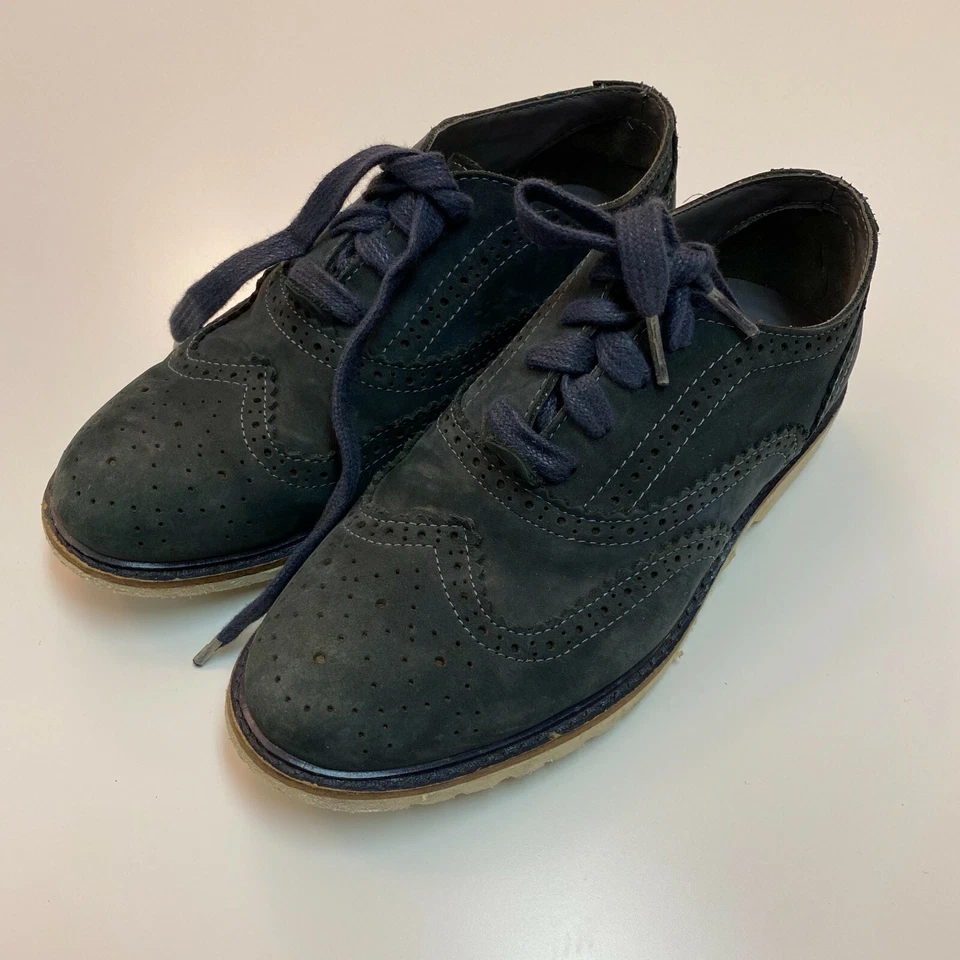 Kenneth Cole 男孩牛津鞋 3 码翼布洛克磨砂皮鞋海军蓝系带 — 第 1/4 张图片