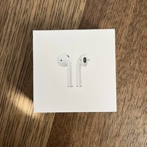 Apple AirPods 1st Generation - Charging Case ONLY - Used Good Condition - Picture 1 of 6