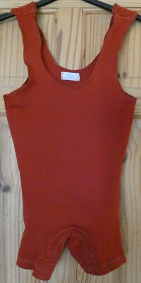 Titan Powerlifting Suit, Singlet and Knee Wraps - Image 1 of 4