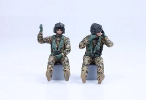 PreSale Set 02 USAF Helicopter Pilots (for MH60 AH1J) 1:35 Pro Built Model - Picture 1 of 10