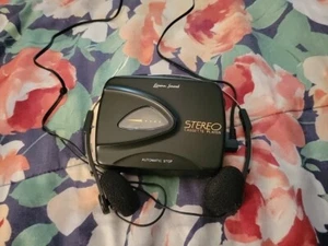 Lenox Sound Cassette Player w/ Deluxe Stereo Headphones 820M - Picture 1 of 1