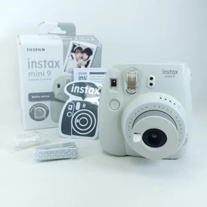 Fujifilm Instax Mini 9 Instant Camera - Smoky White - Tested | Free UK P&P - Picture 1 of 17