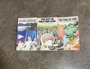 John Christopher - The Tripod Trilogy - 1970s Paperbacks Collier Books - Imagen 1 de 6