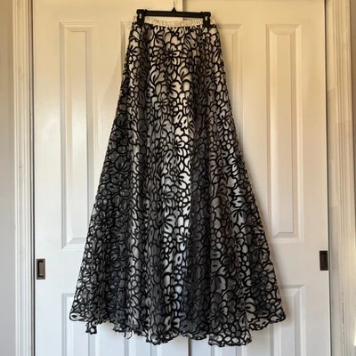 SHAIL K Black White Floral Lace Overlay Pearl Waist Formal Maxi Skirt Size 8 - Image 1 of 4