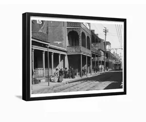 Foto enmarcada de 1900 de Royal Street, Nueva Orleans - Imagen 1 de 3
