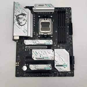 Scheda madre MSi X670E Gaming Plus Wifi AM5 ATX argento DDR5 - Foto 1 di 9