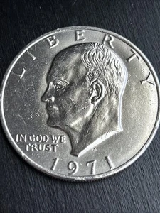 1971-D Eisenhower Dollar Friendly Eagle Variety FS-901 FEV - Picture 1 of 6