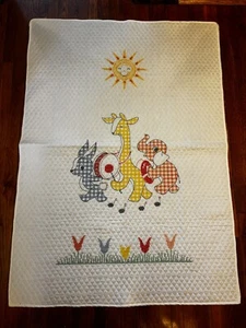 Vintage Baby Cross-Stitch Quilt w/ Rabbit Giraffe Elephant Marching Band - Bild 1 von 6