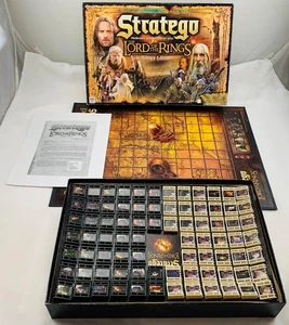 2004 Lord of the Rings Stratego Game Complete in Great Condition FREE SHIPPING - Picture 1 of 6