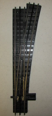 GARGRAVES RH SWITCH TURNOUT 3-RAIL O-SCALE (LOT 276) - Image 1 of 2