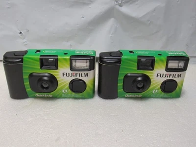 2 Vintage FUJIFILM QuickSnap Flash Camera 54 Exposure New Exp 2018 (V53M) - Image 1 of 3