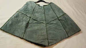 Womans Suede Faux Fur Lined Cape / Poncho - Vintage with pockets - Brand New - Picture 1 of 8