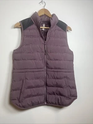 Fabletics Essential Sleeveless Full Zip Puffer Vest. PLUM CACTUS/ONYX. Small - Image 1 of 3