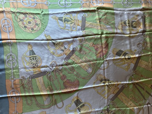 Abito Hermes Hermès 135 x 130 cm cliquetis seta twill pareo sarong verde Abadi