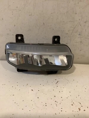 Dodge Ram 1500 2019-2021 pasajero derecho luz antiniebla OEM A23R-13073 TL Foto 1 de 4