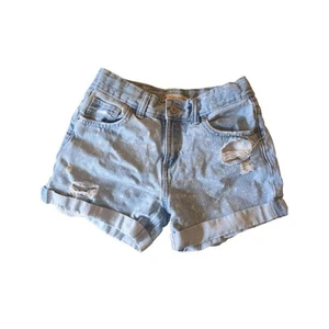 Levis Girls Jean Shorts Size 10/24" Girlfriend Shortie Adjustable Waist - Picture 1 of 7