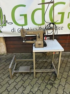 Necchi 840 - Industrienähmaschine Dreifachtransport zum Kanten - gebraucht - Bild 1 von 2