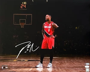 Damian Lillard Portland Trail Blazers Signed On Court 16x20 Photo JSA / USA SM - Picture 1 of 1