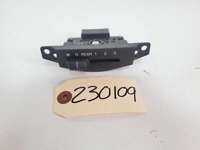 Interruptor de velocidad del ventilador trasero OEM 2000-2006 Mazda MPV Foto 1 de 4