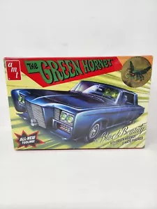 AMT The Green Hornet Black Beauty con figure dettagliate scala 1:25 nuovo - Foto 1 di 2