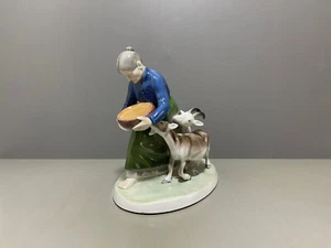 Fraureuth Figur Alte Frau / Bäuerin mit zwei Ziegen Carl Nacke 1.Wahl L:26cm - Bild 1 von 24