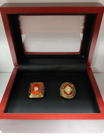 Cleveland Browns - Super Bowl 2 Ring Set with Wooden Display Box. Jim Brown Cover