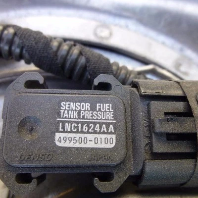 1998-1999-2000-2001-2002-2003 JAGUAR XK8 FUEL TANK PRESSURE SENSOR LNC1624AA - Image 1 of 3