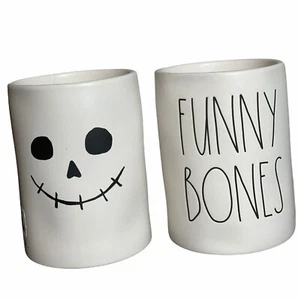 Rae Dunn Halloween Candle Funny Bones Skull Skeleton W/ Vanilla Flambé Scent HTF - Picture 1 of 3