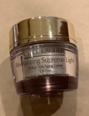 ¡Nuevo! Crema antienvejecimiento Estee Lauder Revitalizing Supreme Light 15 ml/0,5 oz  Foto 1 de 3