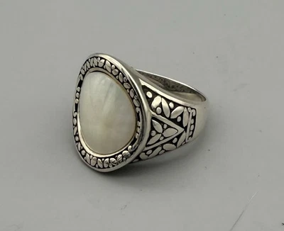 Vintage CNA Indonesia Bali 925 14 grams Mother of Pearl Ring Size 9 - Image 1 of 4