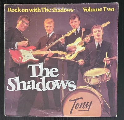 ТЕНИ «РОК С ТЕНЯМИ» ТОМ 2» LP ИЗДАНИЕ ОТ SOUND НОВАЯ ЗЕЛАНДИЯ - Изображение 1 из 4