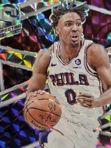 2023-24 Panini Spectra - Interstellar Prizm #66 Tyrese Maxey /99 - Foto 1 di 4