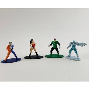 DC Comics Nano Metalfigs Die-Cast Metal Mini-Figures Lot 4- Wonder Woman Green - Picture 1 of 12