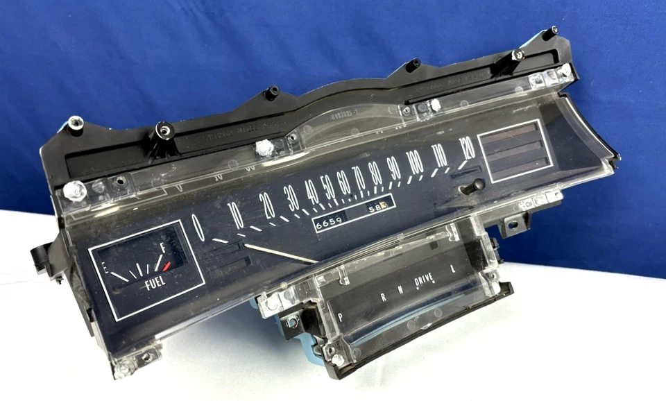 Velocímetro Cadillac Gauge Cluster 1971-73 56 k millas El Dorado 1971 1972 1973 Foto 1 de 4