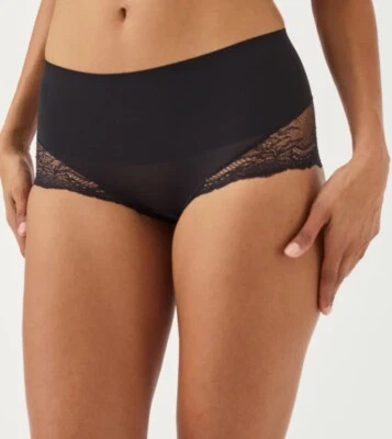 SPANXsmooth™ Undie-tectable® Lace Hi-Hipster  - Imagem 1 de 4