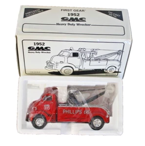 RARE Phillips 66 Red 1952 GMC Heavy Duty Wrecker c.1992 NIB - Picture 1 of 15