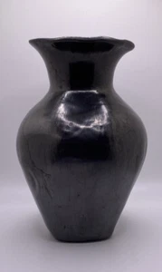 Early Dona Rosa Black Clay Signed San Bartolo Coyotepec  Vase With Fingerprints - Picture 1 of 12