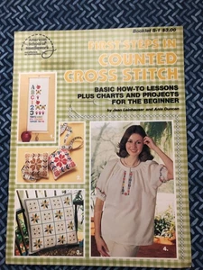 First Steps In Counted Cross Stitch Booklet American School of Needlepoint 1978 - Picture 1 of 3