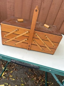 Large Vintage Sewing Box Mid Century Sewing Basket Wooden Sewing Box 60s Retro - Picture 1 of 5