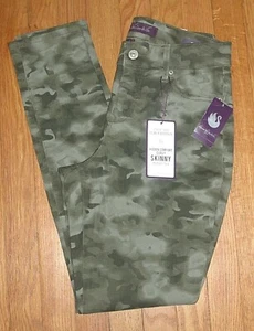 NWT Gloria Vanderbilt Comfort Series Curvy Edition Skinny Motion Flex Jeans - Picture 1 of 16