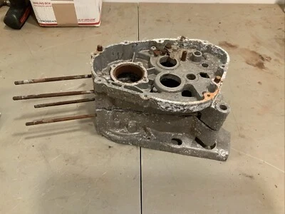 B12 Engine Case Cover 1971-1975 Kawasaki MT1 KV75 - Image 1 of 4