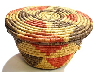 Small Native American Inuit Coiled Round Basket with Lid Hand Woven Vintage Red - Picture 1 of 11