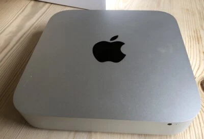 Apple Mac Mini Server A1347 Desktop 1TB (2 x 500 GB) with 4GB of RAM - Image 1 of 4