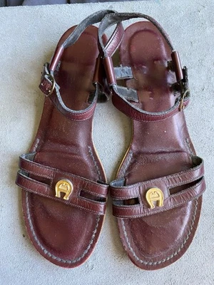Sandalias Etienne Aigner vintage talla 10 Foto 1 de 4